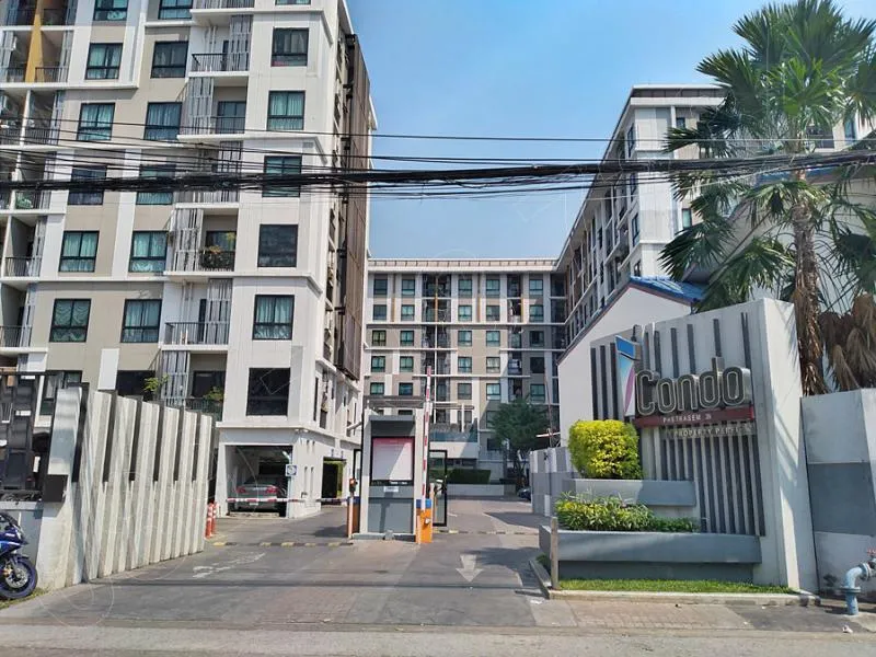 Condo for sale, Icon Petchkasem 39, 3rd floor, 2 bedrooms, 2 bathrooms, north room, not hot, 2 balconies, hurry up