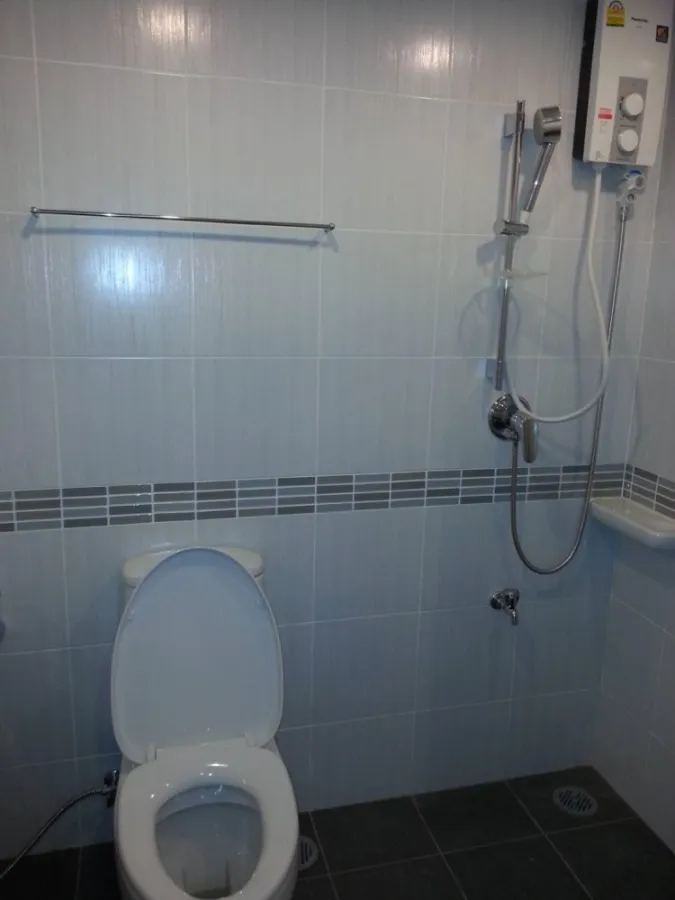 For sale, for rent!! Condo Lumpini Place Srinakarin-Hua Mak Station, fully furnished, move in immediately, don't miss out!!