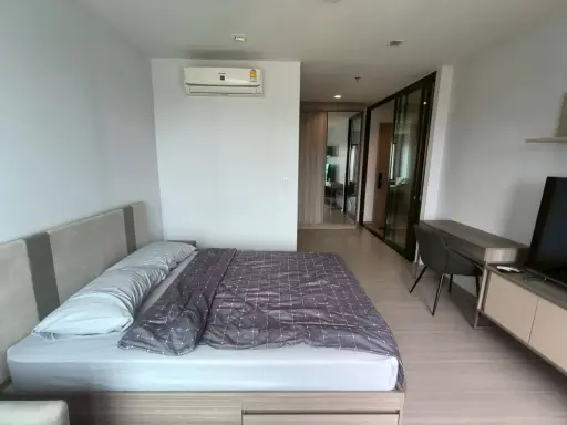 ให้เช่า Life Sathorn-Sierra ห้องชั้นสูง เฟอร์ + เครื่องใช้ไฟฟ้าพร้อม จองเลย images