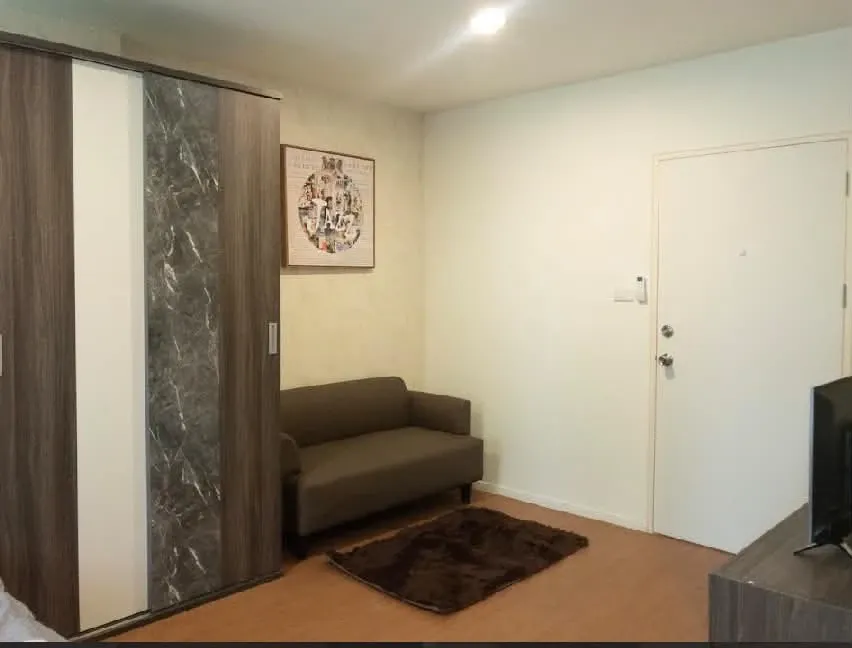 For rent: Lumpini Township Rangsit Klong 1, fully furnished apartment, very livable. Book now! (Urgent!)