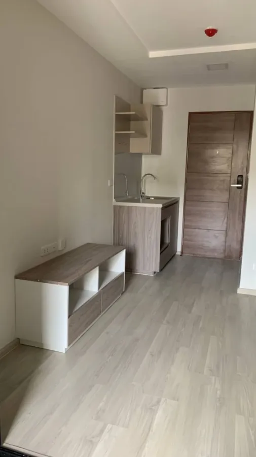 ให้เช่า Plum condo สะพานใหม่ สเตชั่น ชั้น 8 ตึก B ห้องติดวิวสระว่ายน้ำ เฟอร์นิเจอร์ ครบ พร้อมเข้าอยู่