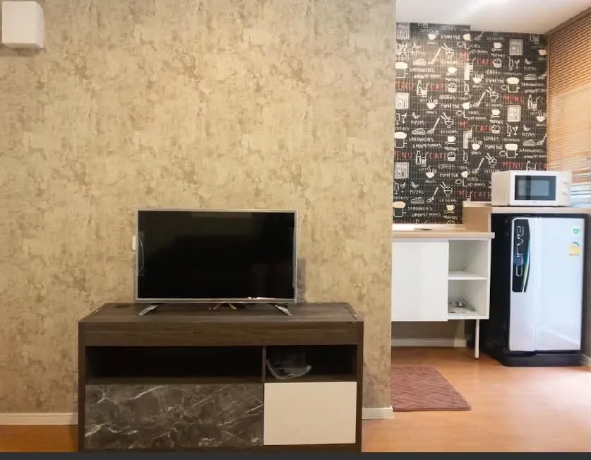 For rent: Lumpini Township Rangsit Klong 1, fully furnished apartment, very livable. Book now! (Urgent!)