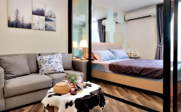 ให้เช่า Beyond Sukhumvit มาพร้อมเฟอร์และเครื่องใช้ไฟฟ้าที่ครบครัน สนใจจองเลย
