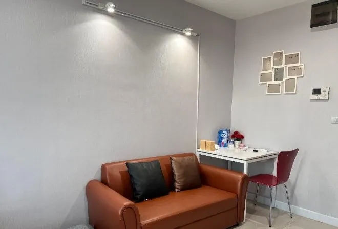 For rent!! Condo The Sky Sukhumvit Studio room, beautifully decorated, fully furnished, ready to book now. Don't miss it!!