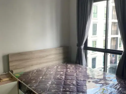 For rent, Plum Condo Mix Chaengwattana, not many rooms, very beautiful, fully furnished, ready to move in. Don't just look, book now.