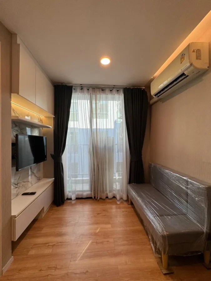 For rent: Modern condo Charan 79, fully decorated, built-in, wallpapered throughout the room. It's nice to live like this. Don't miss it.