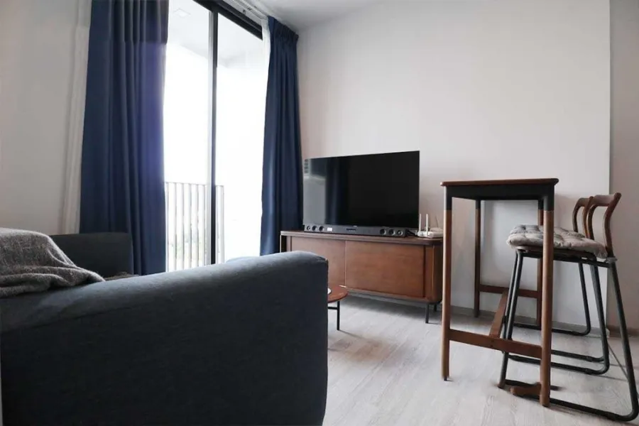For rent!! Condo XT Ekkamai, 11th floor, ready to move in room You can only come in and move in. Don't miss out. Hurry up and book now!!