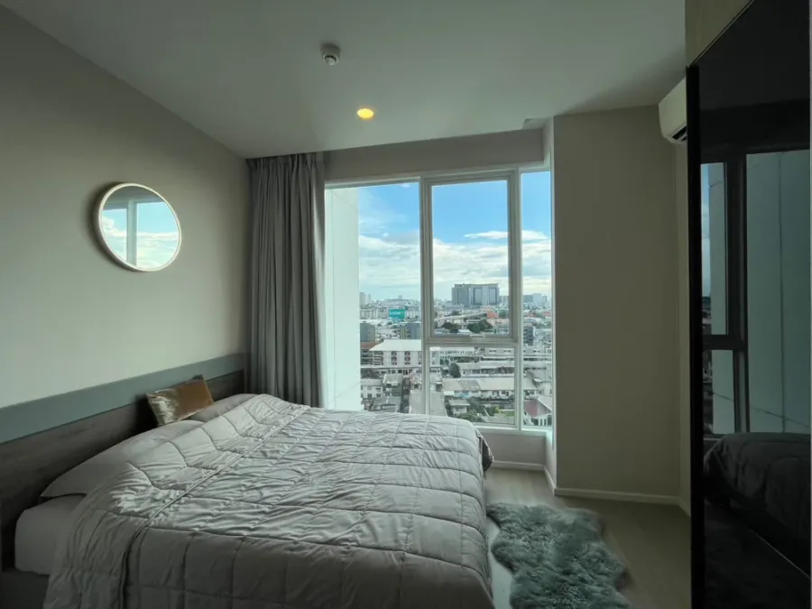 Urgent sale!! Condo De Lapis Charan 81, 21st floor, beautiful room, fully furnished, ready to move in. Reserve now!!