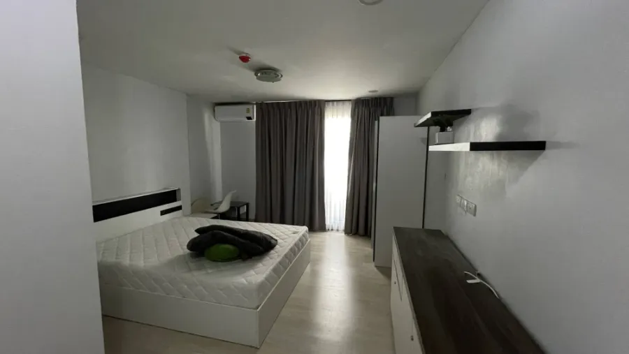 Plum Condo Phaholyothin 89 for sale. Ready to move in. Low floor, easy access. Book now!