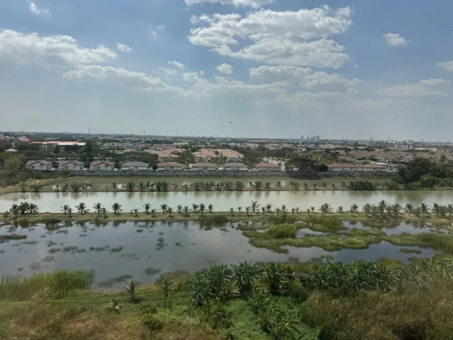 For rent: Lumpini Mega City, high floor unit, spacious and comfortable. Book now, don't miss out!!!