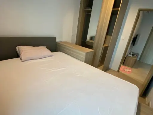 For rent: Altitude Unicorn Sathorn - Tha Phra. Nice room, fully furnished, convenient transportation. Book now! images