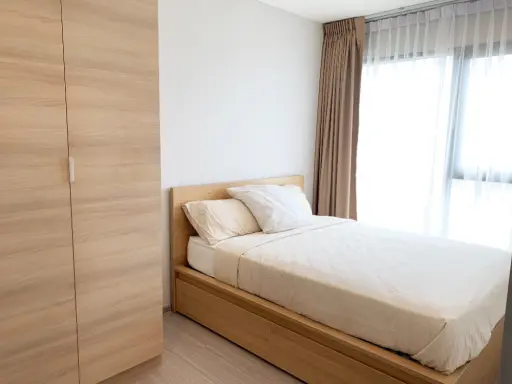 Quick sale!! Condo Life Sukhumvit 62, fully furnished condo, warm, simple, wood tone, MINIMAL MUJI, book now!! images