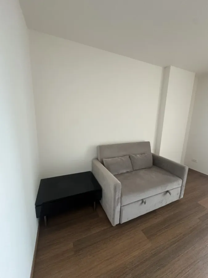 For rent: Lumpini Condotown Ekachai 48, 6th floor, fully furnished, very livable. Book now!