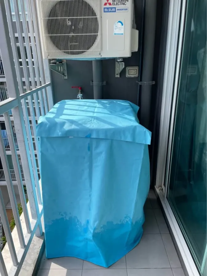 For rent: The Trust Condo, Amata-Chonburi, Building C, 5th floor, corner room, just bring your bag and move in. Hurry and reserve now!