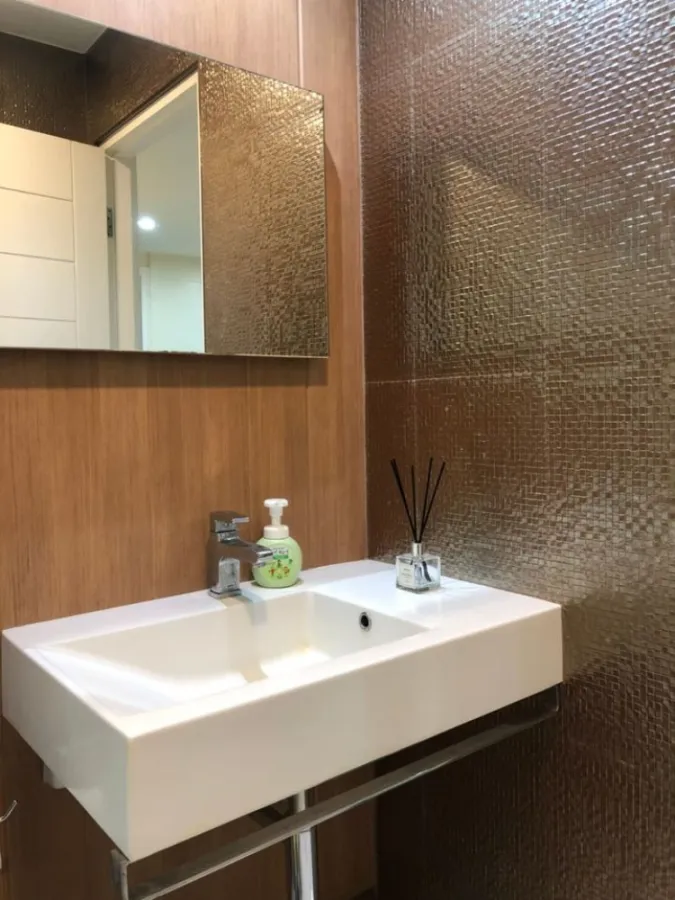 ขาย คอนโด เดอะ บางกอก สาทร-ตากสิน 2 นอน 2 น้ำ ห้อง renovate ใหม่ พร้อมอยู่ รีบจองก่อนหลุด!!
