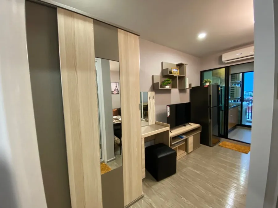 ให้เช่า รีช พหลโยธิน 52 ชั้น 7 วิวเมือง ไม่บล็อควิว ห้องสวย ตกแต่งจัดเต็ม น่าอยู่สุดๆ จองเลยจ้า ด่วน
