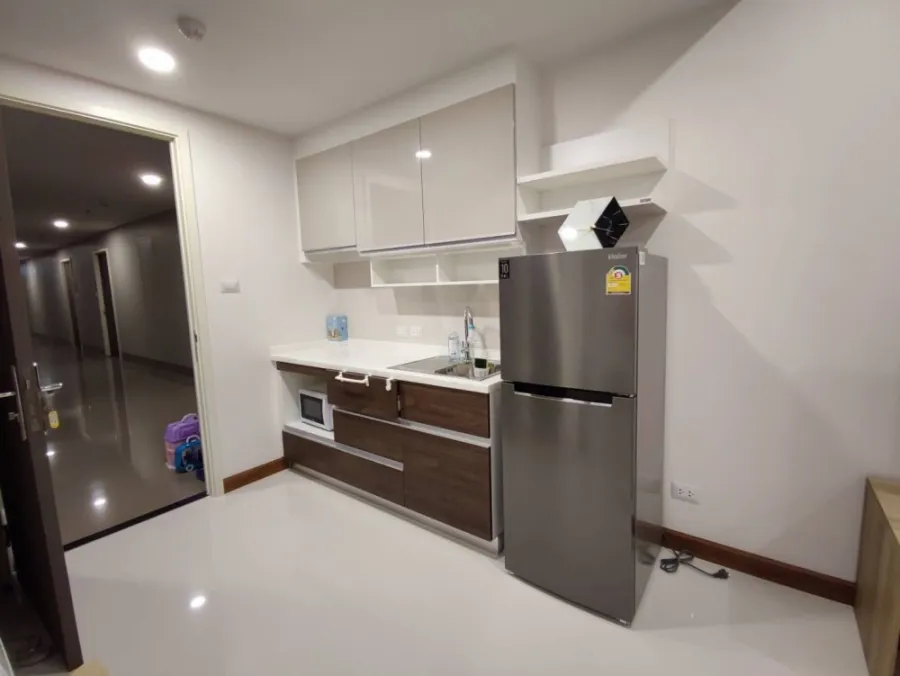For rent!! Condo Supalai Premier Charoen Nakhon, fully furnished room, beautiful city view, can't make a reservation like this!!