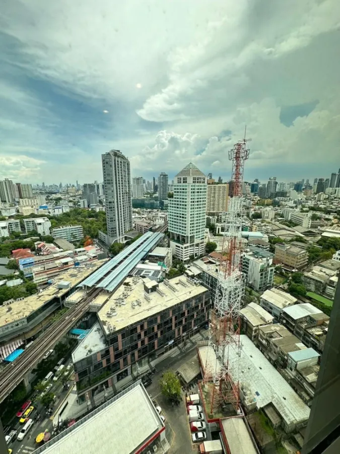 ขาย เดอะ รูม สุขุมวิท 69 วิวเมือง ห้องกว้าง เฟอร์นิเจอร์อย่างดี ราคาสุดคุ้ม รีบจองก่อนหลุดมือจ้า