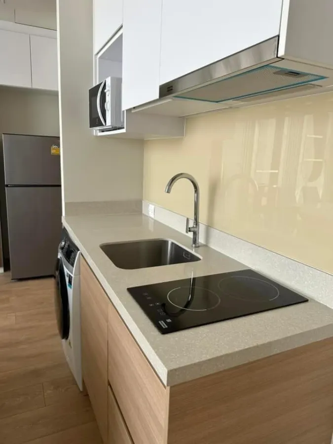 Sell, rent!! Noble Around Sukhumvit 33 condo, elegantly decorated room Complete facilities. Hurry up to reserve!!