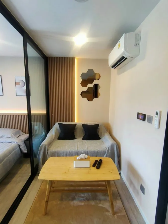 For rent, Kev Eva, Exclusive room, 6th floor, pool view, fully decorated, beautiful, inviting, hurry to book, don't wait, hurry up.
