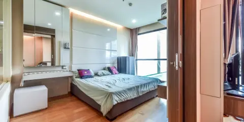 ขาย The Address Sathorn 1 ห้องนอน พื้นที่ใช้สอยเยอะ ทำเลดี เดินทางสะดวก เฟอร์ครบครัน จองเลย
