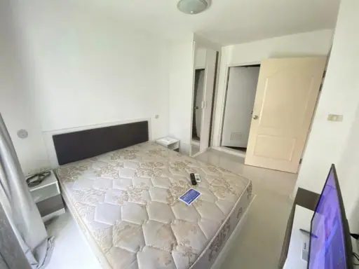 For sale, for rent, I Condo Salaya, 2 bedrooms, 2 bathrooms, 1st floor, room comes with amenities, good price, reserve now.