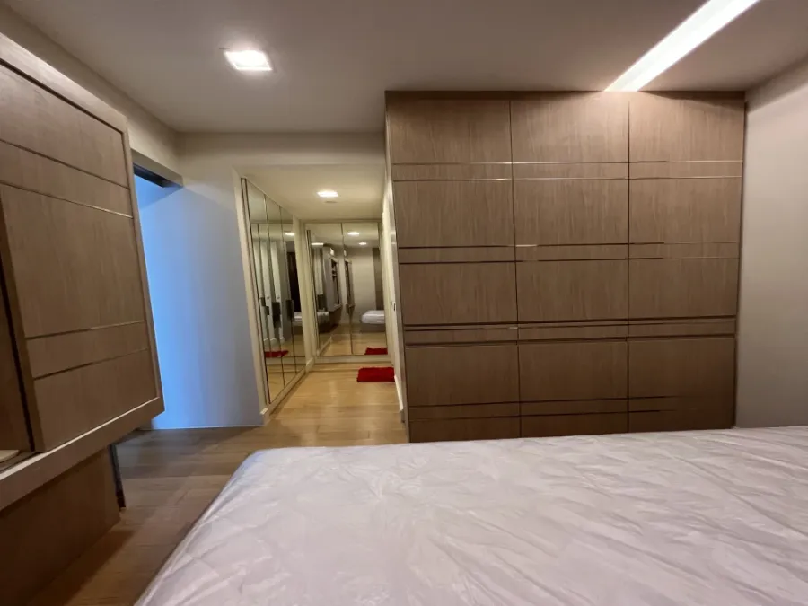 Urgent sale or rent!! Condo Equinox Phahon-Vipha, room number 345/381, good condition room, fully furnished, don't miss it!!