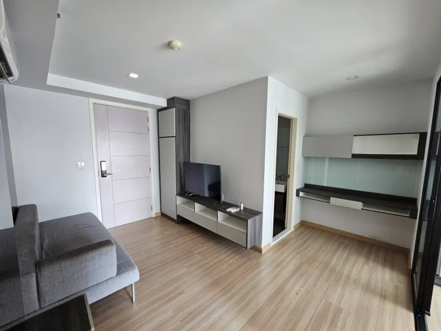 ให้เช่าคอนโด Knightsbridge skycity สะพานใหม่ ห้องพร้อมอยู่ เฟอร์ เครื่องใช้ไฟฟ้าครบ ราคาดีสุด จองเลย อย่ารอช้า
