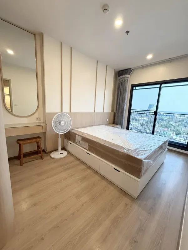 ให้เช่า ไลฟ์ พระราม 4 - อโศก ชั้น 15 ห้องทิศใต้ เป็นส่วนตัว บิวท์อินอย่างดี พลาดแล้วจะเสียใจ