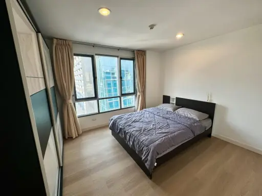 ให้เช่า!! คอนโด ซิลค์ สนามเป้า ชั้น 7 ห้องสวย รีโนเวทใหม่ ทำเลใจกลางเมือง พร้อมเข้าอยู่ จองเลย!!