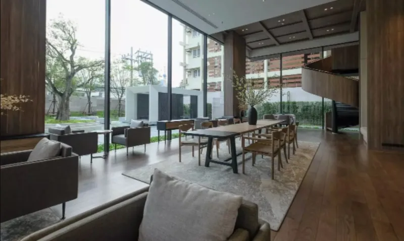 ให้เช่า The FINE Bangkok Thonglor-Ekamai ชั้น 10 แต่งครบ พร้อมอยู่ จองเลย