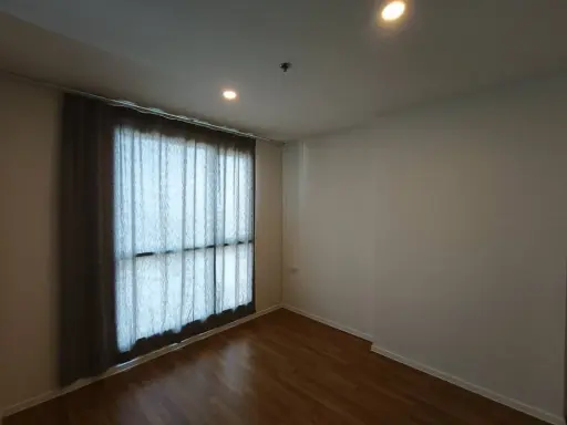For sale: The Selected Kaset-Ngamwongwan, 10th floor, empty room, airy, spacious, comfortable, reserve now, urgent.