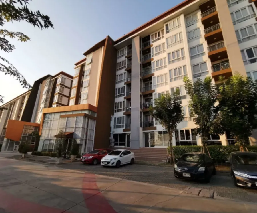Urgent sale !! Airlink Residence Romklao, good location, close to shopping center, don't miss it !!
