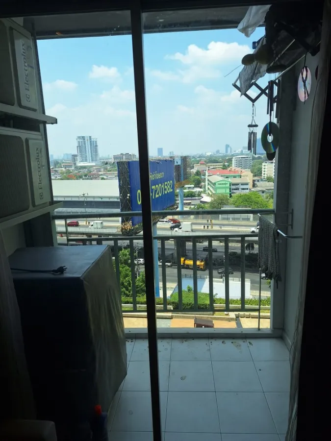 For sale Lumpini Ville Chaengwattana-Pak Kret, open view, comfortable to the eyes, ready to install wallpaper throughout the room. Don't miss it, hurr