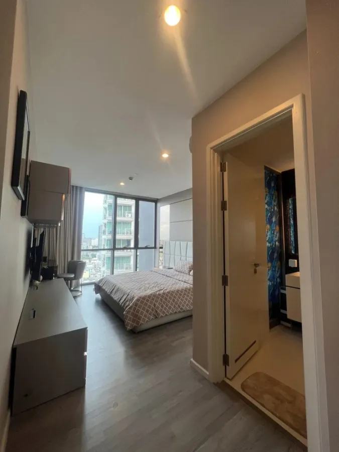 ให้เช่า คอนโด the room สุขุมวิท 69 ห้องใหญ่ พื้นที่ใช้สอยเยอะ พร้อมเฟอร์ครบ สนใจรีบมาจับจองเลย