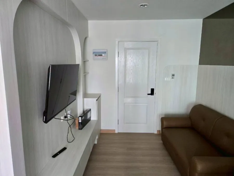 For sale or rent: Terra Residence, 18th floor. A lovely unit, fully furnished. Book now!