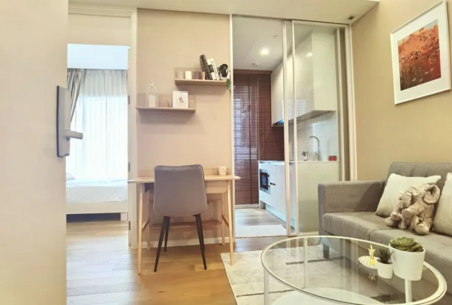 For rent The Saint Residences, new room, unboxing Minimal style decoration High floor, great view I need this room