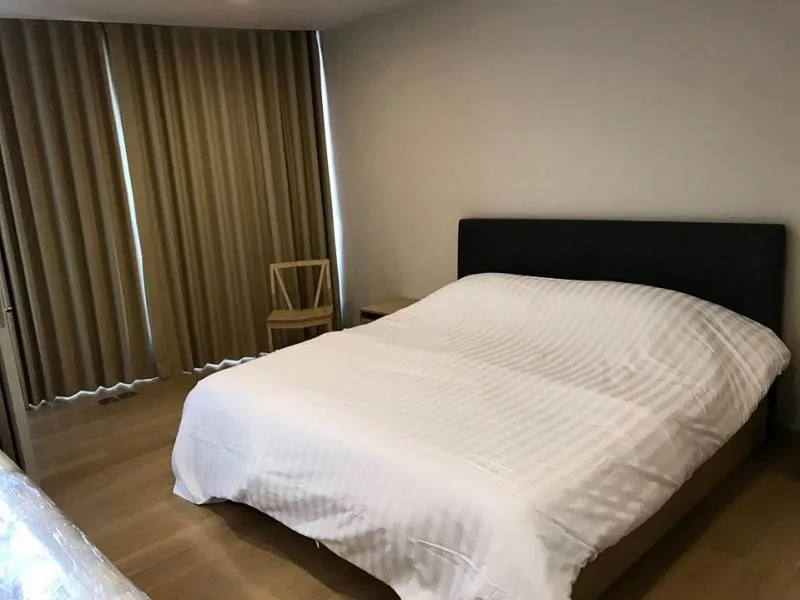 Condo for sale Liv @ 49 (Sukhumvit 49), size 49.29 sq.m., 3rd floor, near BTS Thonglor, fully furnished.