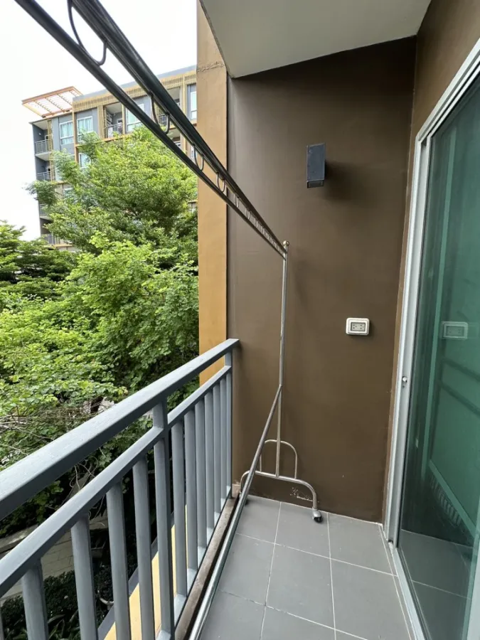 Urgent sale!! Condo Metro Luxe Kaset, 3rd floor, Building B, fully furnished room, good price, ready to move in, hurry and reserve now!!