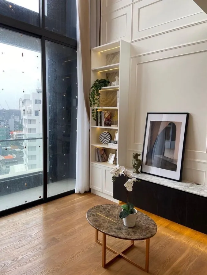 For RENT BEATNIQ SUKHUMVIT 32 ห้อง DUPLEX กว้างมาก ตกแต่งสวยหรู น่าอยู่สุดๆ จองเลยจร้า