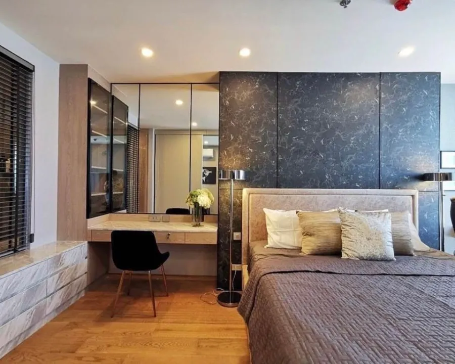 ให้เช่า ขาย คอนโด คิว ชิดลม เพชรบุรี ห้องแต่งน่าอยู่ ชั้นสูง Fully Furnished อย่ามัวมองให้รีบมาจอง