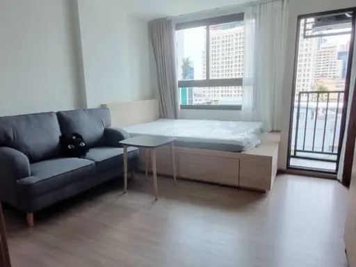 For rent: The Muve Pradipat Studio room, fully furnished, good location, convenient transportation, don't miss it! images