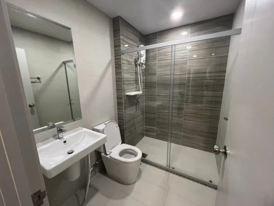 For rent - Supalai Veranda Ramkhamhaeng, spacious room, comfortable, 20th floor, high view, complete here, hurry and reserve.