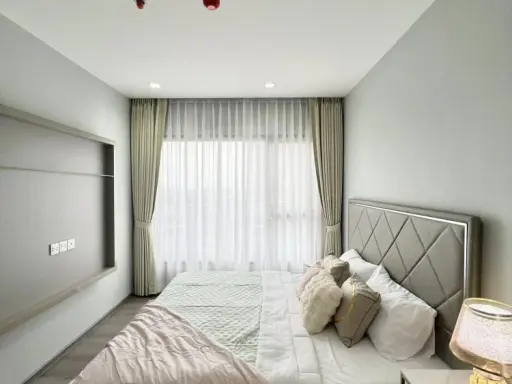 For rent, The Politan Rive, 10th floor, simple room, complete, spacious room, comfortable, exactly as advertised, must reserve now.