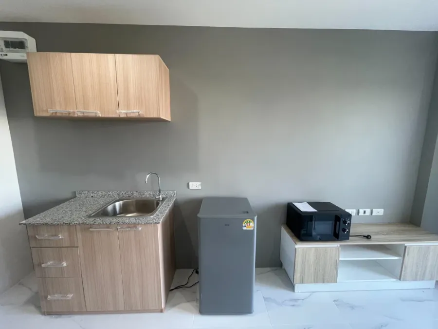 Studio apartment for rent at The Interchange Laksi. Fully furnished with complete amenities. Book now!