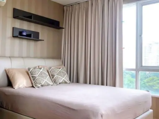 Voque sukhumvit 16 for rent, new room, very clean, beautiful view, beautiful decoration, fully furnished, electrical appliances I miss it. I'm sorry.