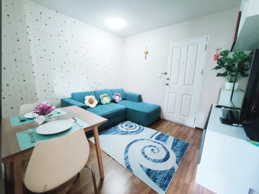 For rent Condo U Hua Mak Station, spacious room, good wallpaper, great price, must hurry to reserve.