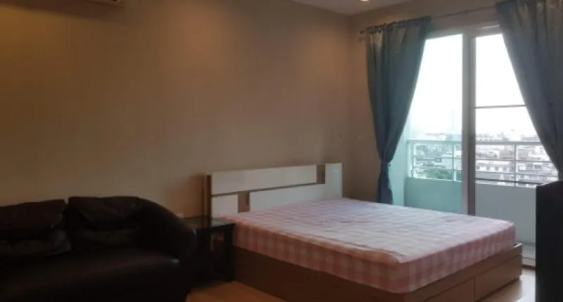 For rent!! Condo The Lighthouse Sathorn-Charoen Nakhon, 8th floor, view of ICONSIAM shopping mall. Miss it!!