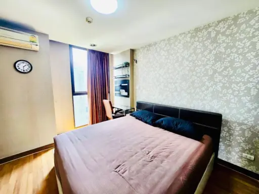 For rent: Ideo Ladprao 5, fully furnished with appliances. Don't just look, book now!