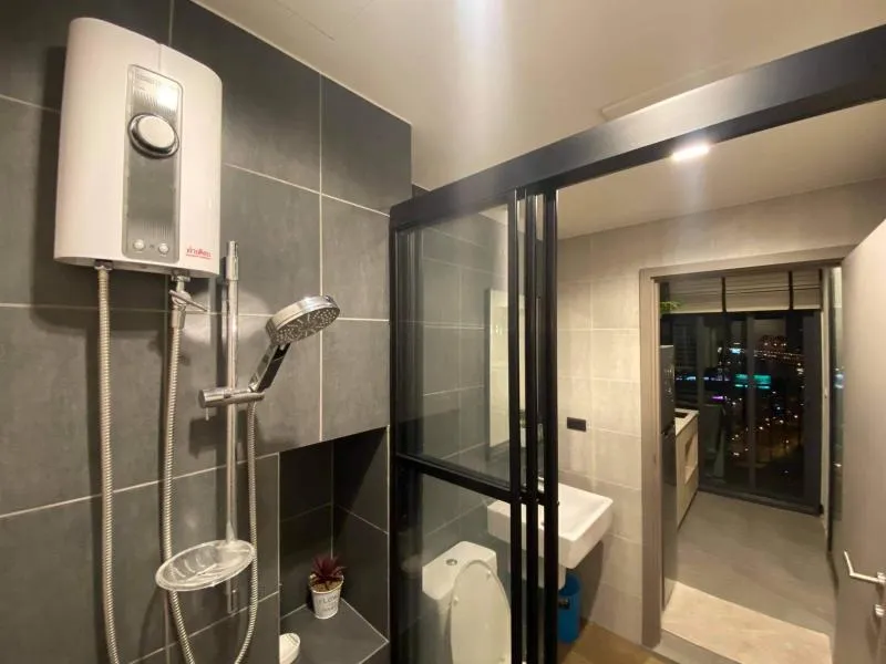 เช่า the base garden rama9 13,000฿/month
